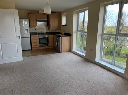 2 Bed Flat, Empress Matilda Gardens, MK12