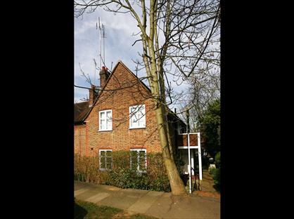 2 Bed Maisonette, Addison Way, NW11