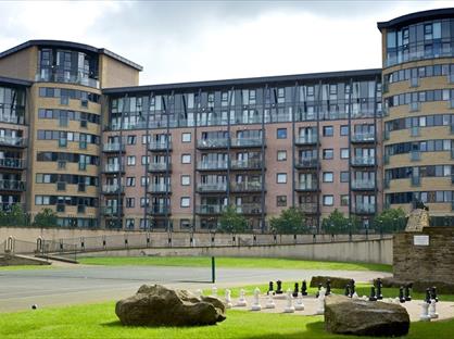 1 Bed Flat, Salts Mill Road, BD17