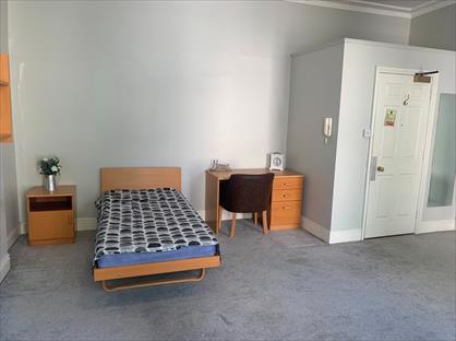 Room in a Shared Flat, Bernard Street, WC1N