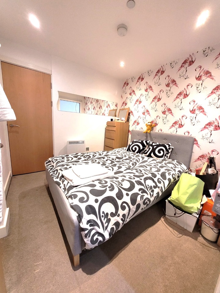 2 Bed Flat, Marsh Street, BS1 photo 5