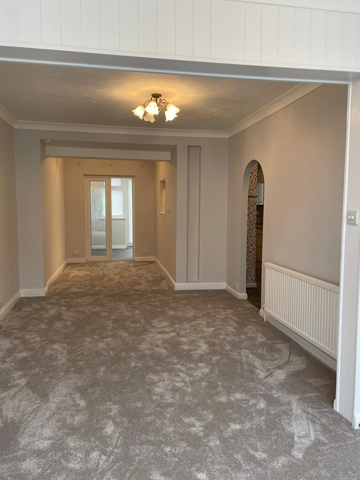 Cheam, Sutton 3 Bed Terraced House, Esher Avenue, SM3 To Rent Now