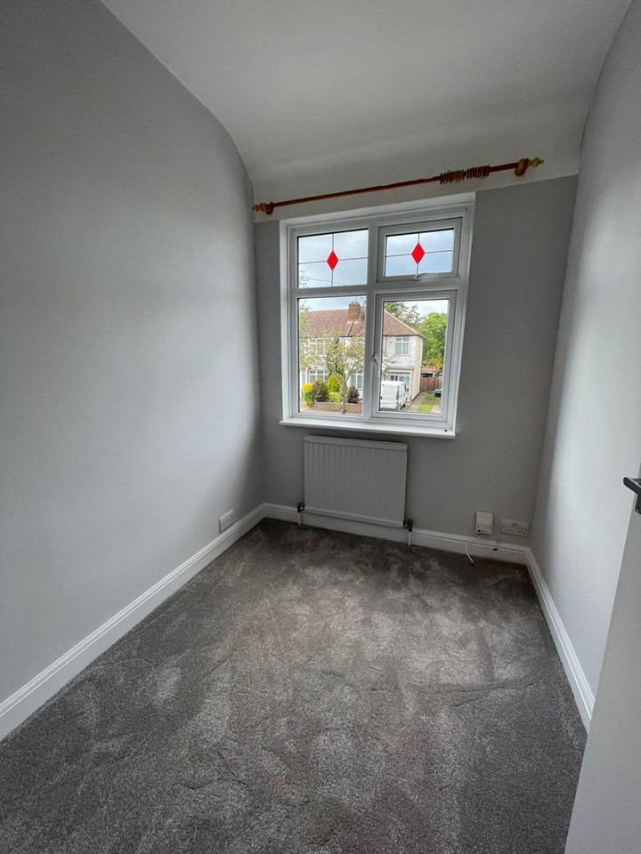 Cheam, Sutton 3 Bed Terraced House, Esher Avenue, SM3 To Rent Now