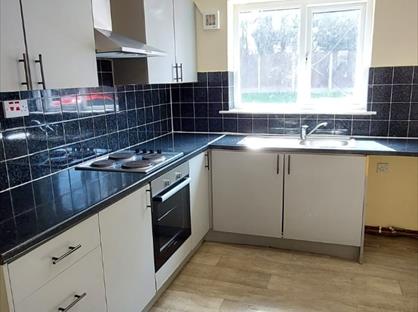2 Bed Flat, Alderwood Avenue, L24