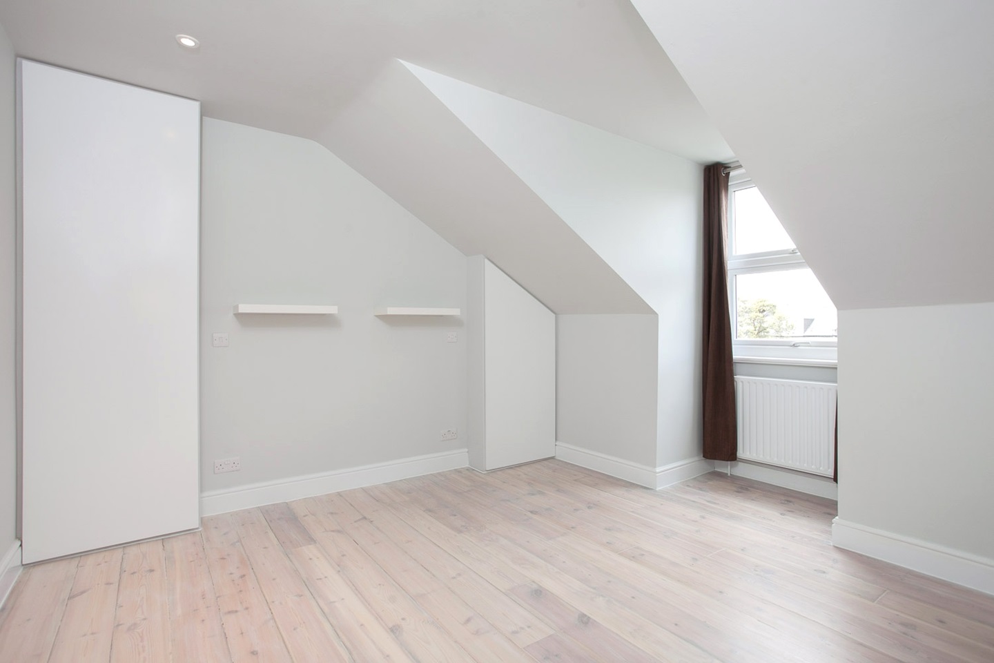 2 Bed Flat, Knatchbull Road, SE5 photo 5