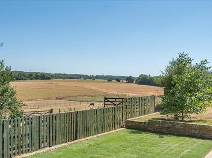 4 Bed Detached House, Skeet Hill Lane, BR5