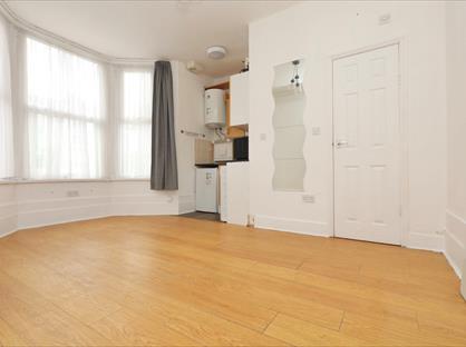 Studio Flat, Mount Pleasant Road, N17