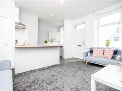 2 Bed Terraced House, Olive Street, OL13