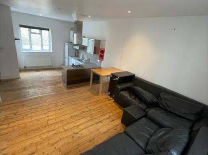 3 Bed Terraced House, Batley Place, N16
