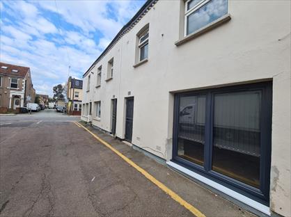 2 Bed Terraced House, Colina Mews, N15