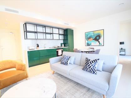 Studio Flat, Harbord Square, E14