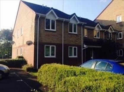 1 Bed Flat, Hartley Meadows, RG28