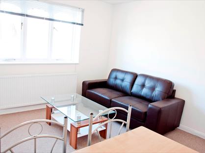 1 Bed Flat, Kimberley Court, DA17