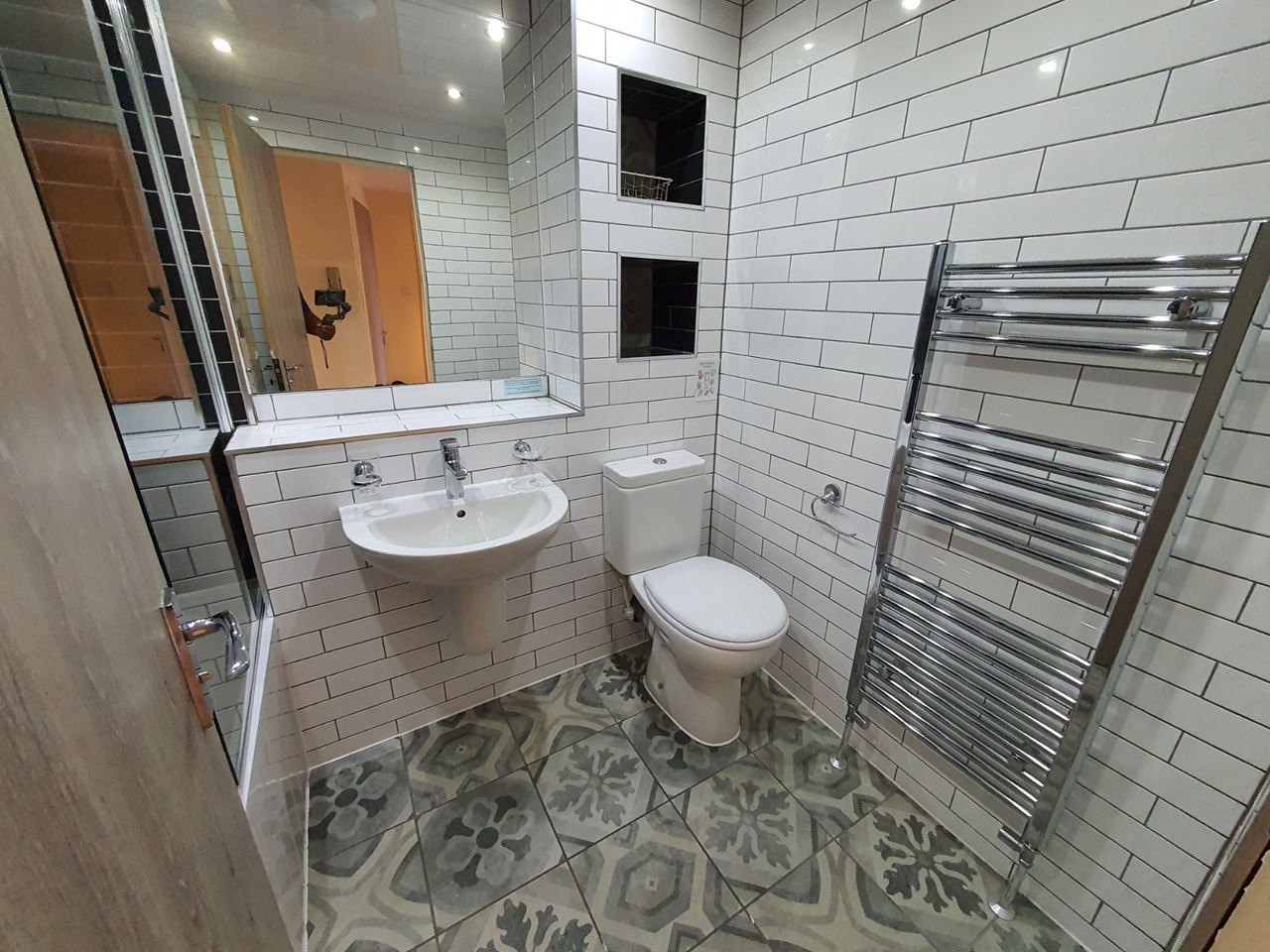 Glasgow - 2 Bed Flat, Milnpark Gardens, G41 - To Rent Now for £1,150.00 p/m