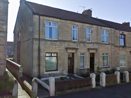 2 Bed Flat, Sharphill Road, KA21