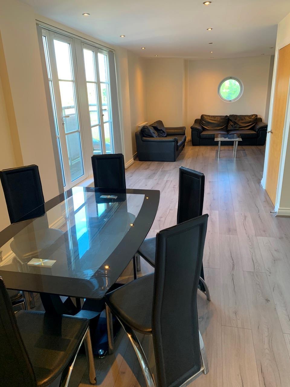 2 Bed Flat, Watkin Road, LE2 photo 3