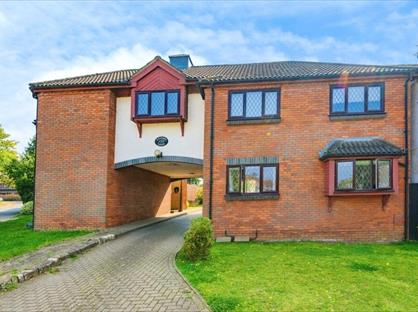 1 Bed Flat, St Annes Road, AL2