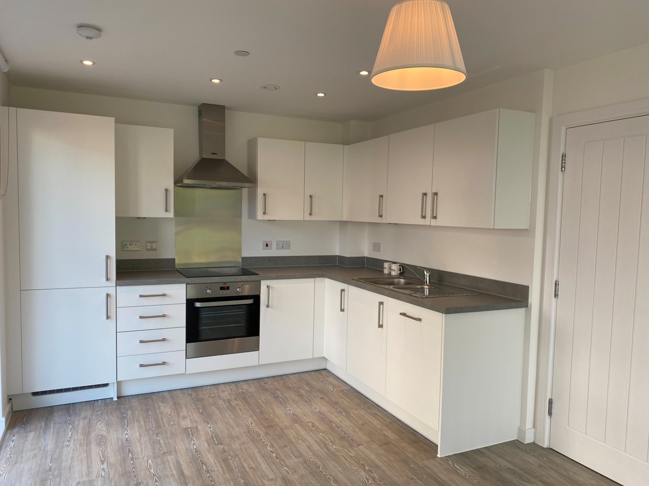 Hemel Hempstead 2 Bed Flat, Dacorum Way, HP1 To Rent Now for £1,600