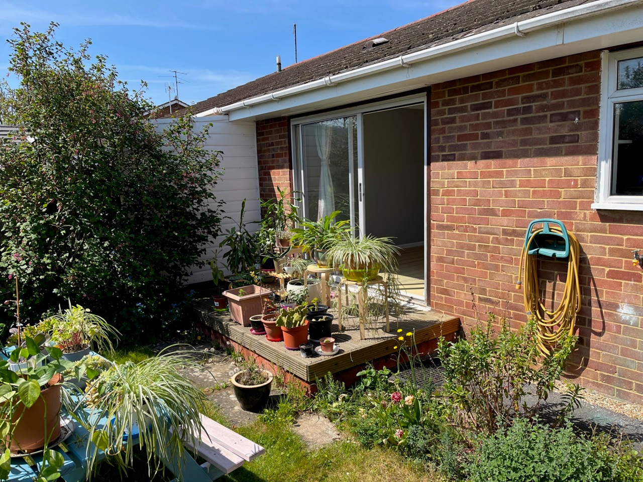 2 Bed Semi-Detached House, Cranleigh Close, CB2 photo 4