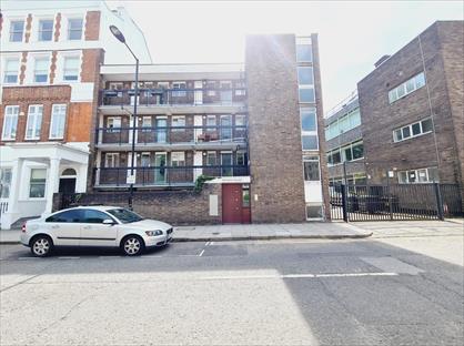 1 Bed Flat, Williams House, E9