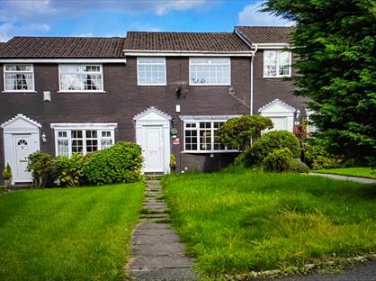 3 Bed Terraced House, Crosshill Walk, BL3