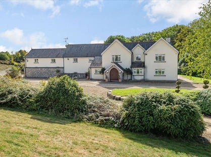 5 Bed Detached House, Primrose Hill, CF71