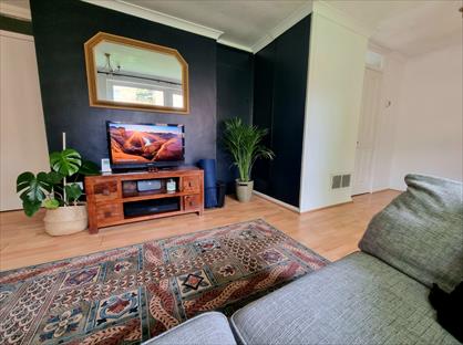 1 Bed Flat, Robert Court, B13