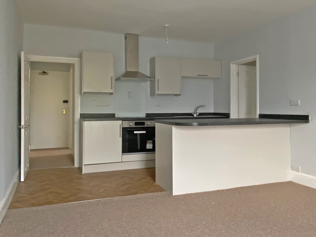 Bickington, Barnstaple 2 Bed Flat, Anchor House, EX31 To Rent Now