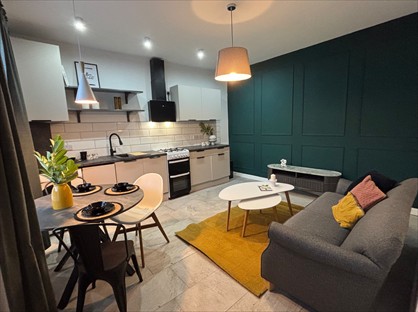 1 Bed End Terrace, Commonside, WF17