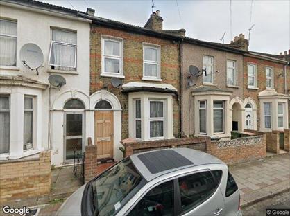 2 Bed Flat, Chesterton Terrace, E13