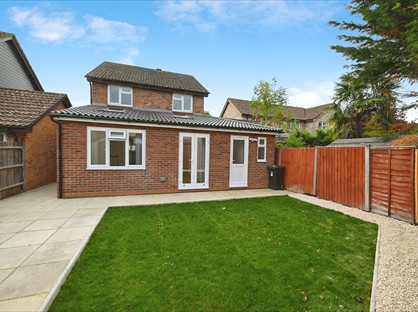 4 Bed Detached House, Ilfracombe Way, RG6