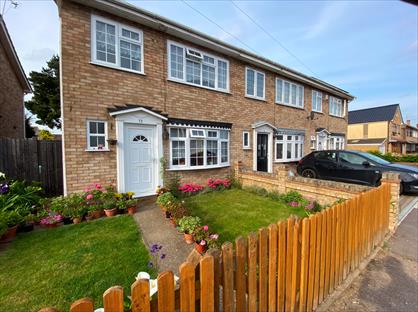 3 Bed End Terrace, Silver Way, RM7