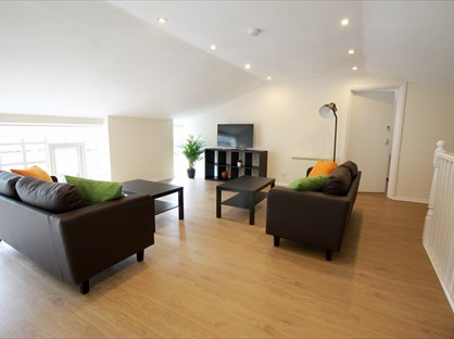 5 Bed Terraced House, Camden Mews, NW1