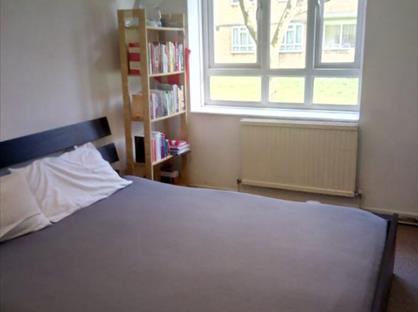 Room in a Shared Flat, Newnton Close, N4