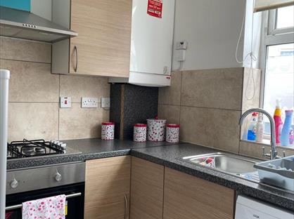 Studio Flat, High Street, HA3