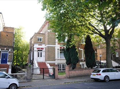 Studio Flat, Hillmarton Road, N7