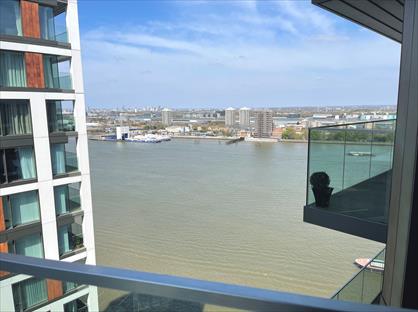 2 Bed Flat, Deveraux House, SE18