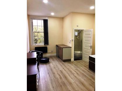 Room in a Shared House, Pershore Road, B30