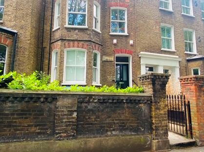 3 Bed Flat, Victoria Park Road, E9