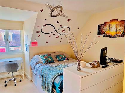 Room in a Shared House, Pondtail Park, RH12