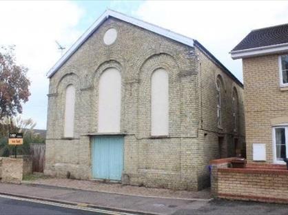 3 Bed Terraced House, The Old Chapel, CB8