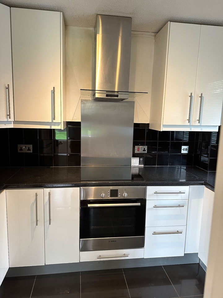 London 2 Bed Flat, Snaresbrook, E11 To Rent Now for £1,850.00 p/m