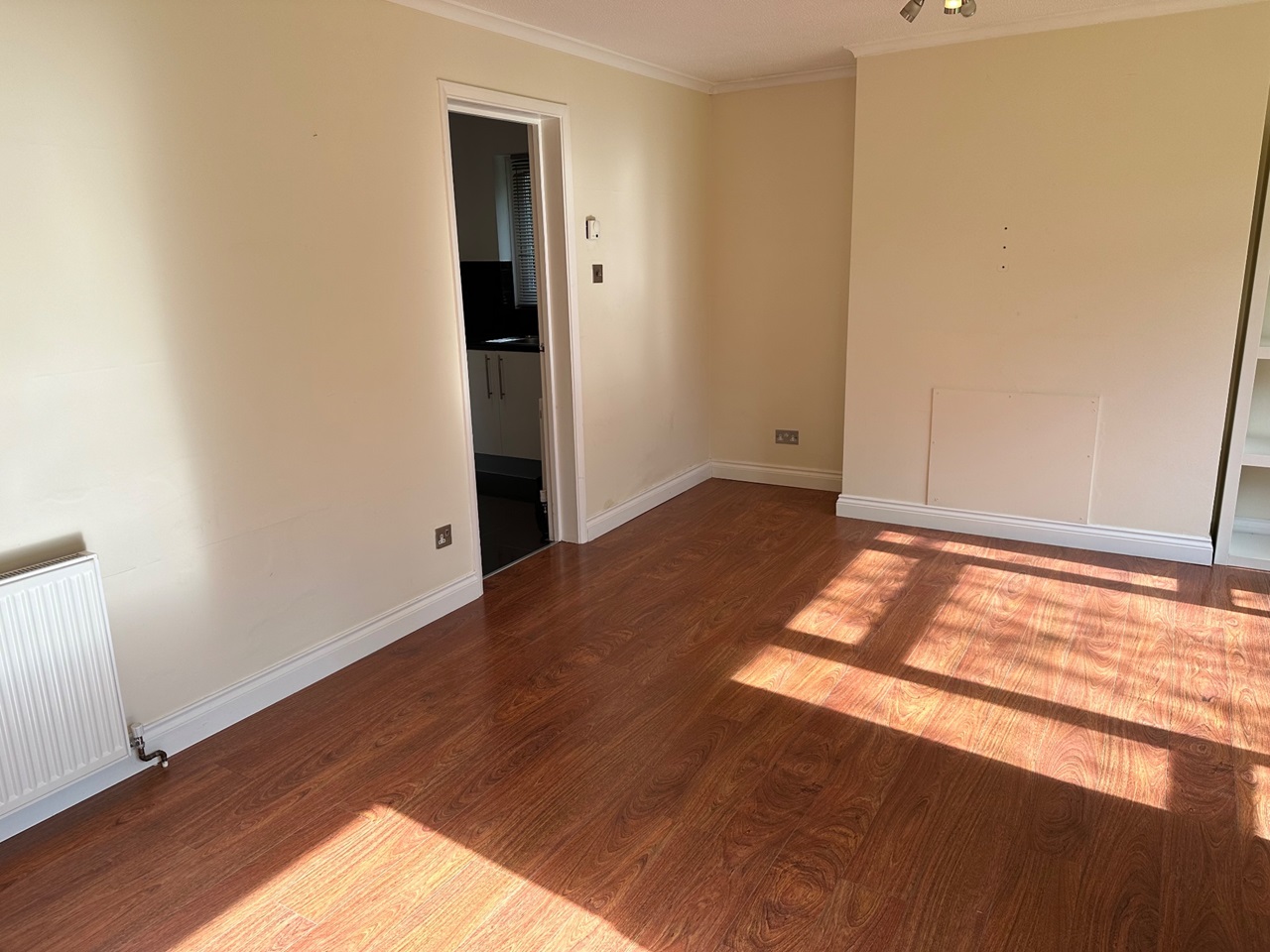 London 2 Bed Flat, Snaresbrook, E11 To Rent Now for £1,850.00 p/m