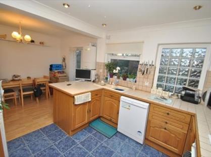 4 Bed Terraced House, Arundel Drive, BR6