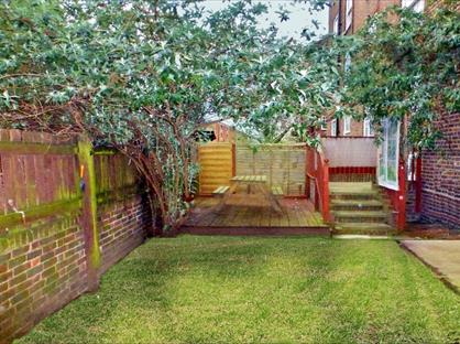 3 Bed Flat, Thessaly Road, SW8