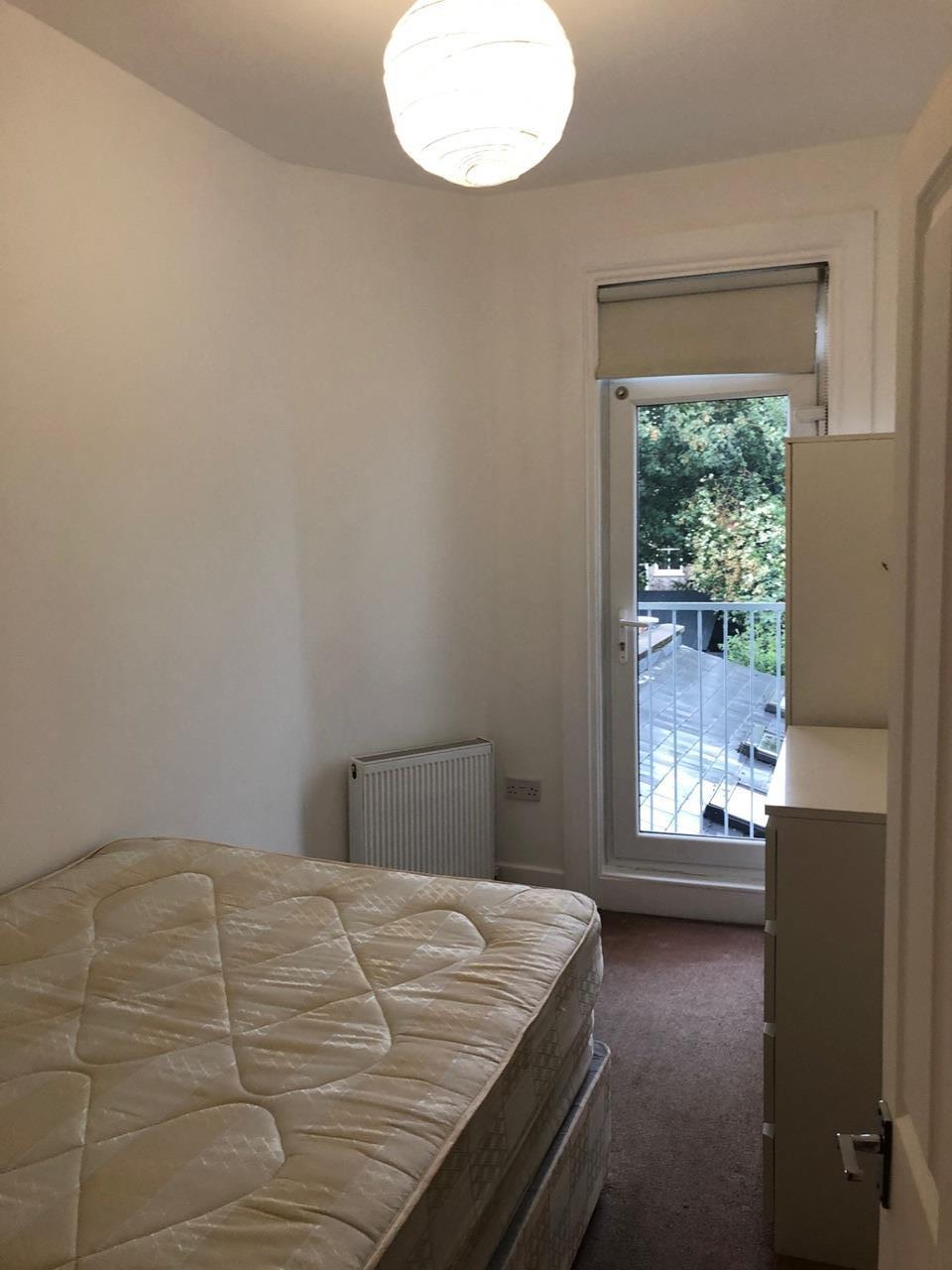 6 Bed Terraced House, Montpelier Road, SE15 — photo 9