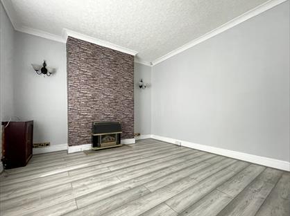 2 Bed Terraced House, Cromwell Road, M6