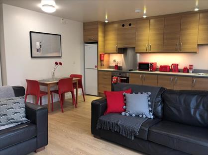 3 Bed Flat, Columbia Lodge, SO16