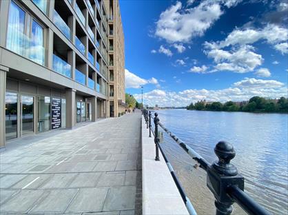 1 Bed Flat, Queens Wharf, W6