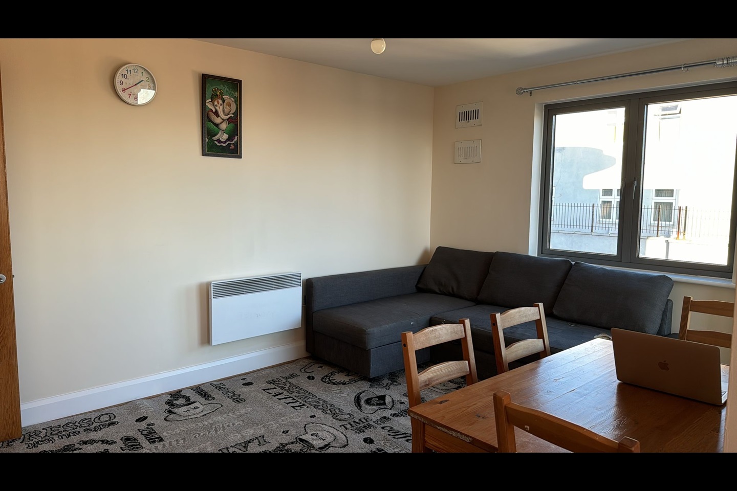 Ilford 3 Bed Flat, Gilford House, IG1 To Rent Now for £2,100.00 p/m